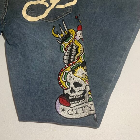 Vintage Ed Hardy Skull & Serpent Embroidered Low Rise Y2K Grail Jeans Size 26 - Picture 5 of 16